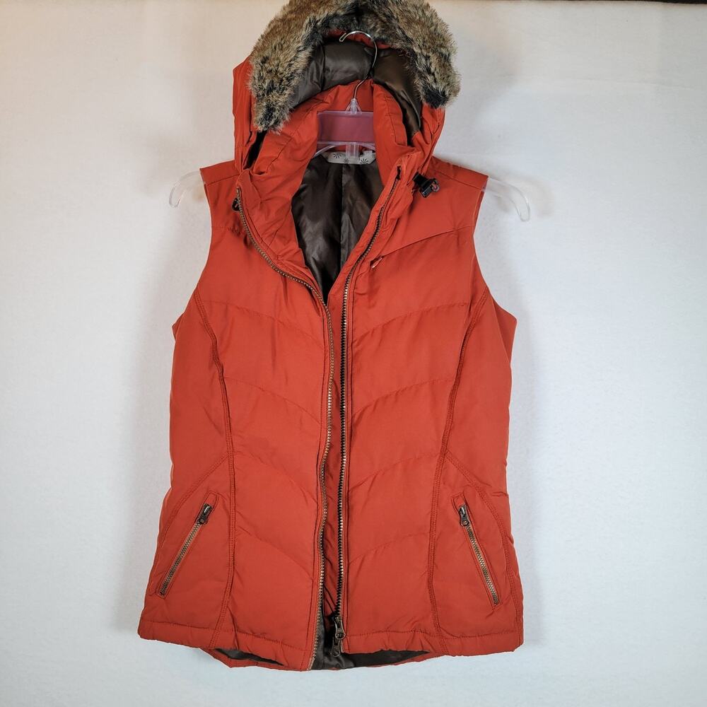 Athleta Womens Quilted Down Faux Fur Hooded Puffer Vest Size XS Orange Hiking - Picture 2 of 11